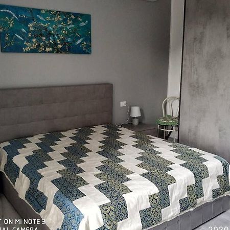 Home Sweet Home Appartamento Ricco Di Comfort Palermo Bagian luar foto